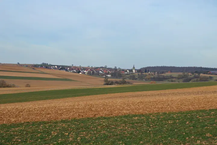 Blick auf Bachenau von Süden.