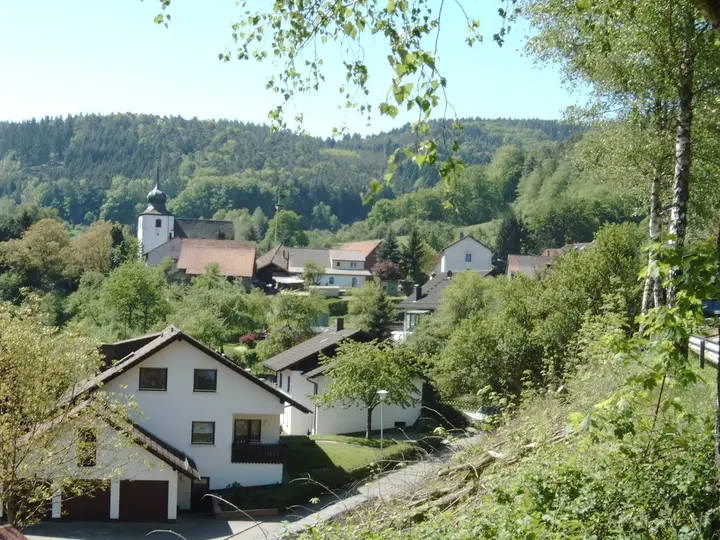 Peterskirche in de:Heddesbach
