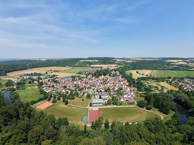 Luftbild des Kerngebiets von Jagsthausen