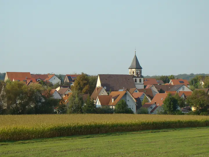 Blick auf Stetten am Heuchelberg