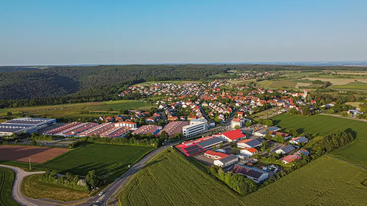 Luftaufnahme von Strümpfelbrunn