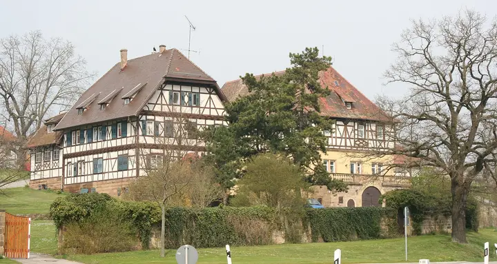 Der Weißenhof in Weinsberg . Ehemaliges Schlösschen von Südwesten