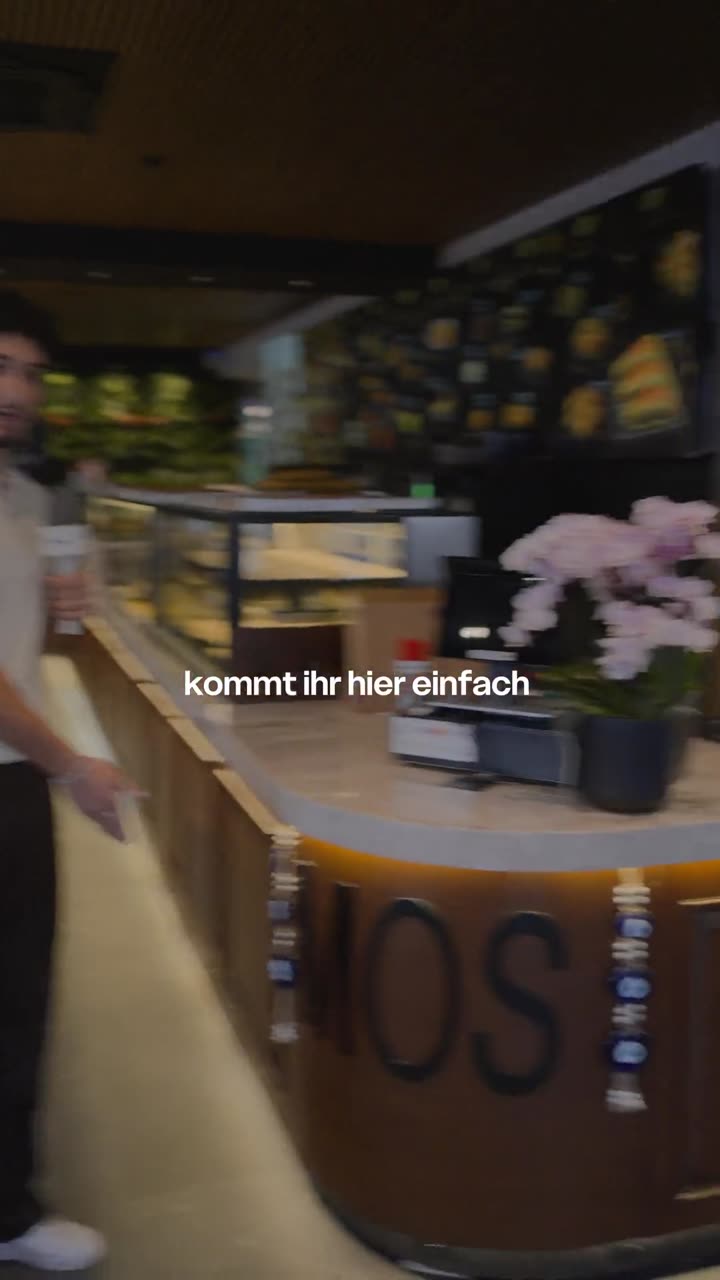 Standbild aus dem Eröffnungsvideo der neuen MOS-Kebap-Filiale in Mosbach: heller Gastraum